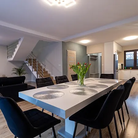 Prestige House Targi Kielce Cedzyna Zalew Apartment Exterior photo