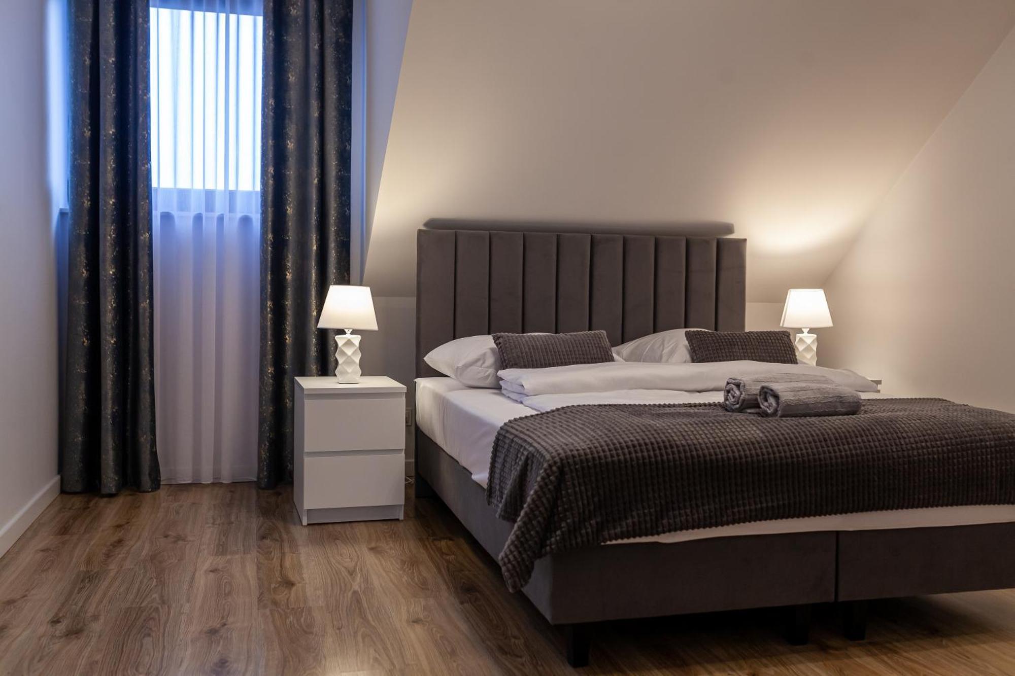 Prestige House Targi Kielce Zalew Apartment *