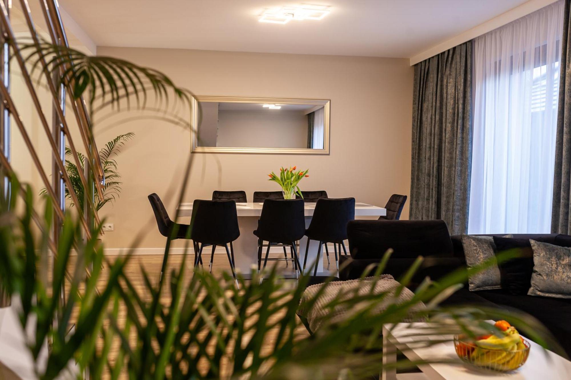Prestige House Targi Kielce Zalew *