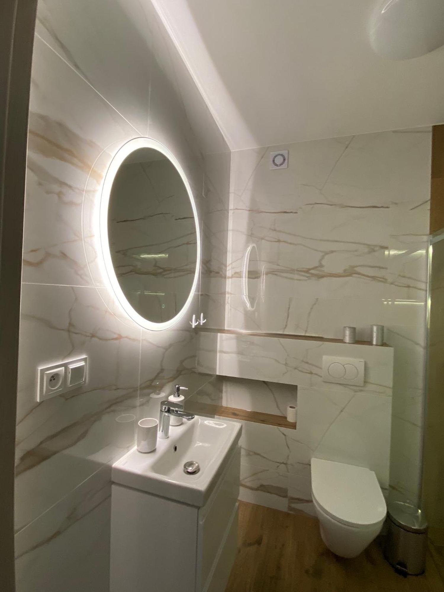 Apartment Prestige House Targi Kielce Zalew Cedzyna